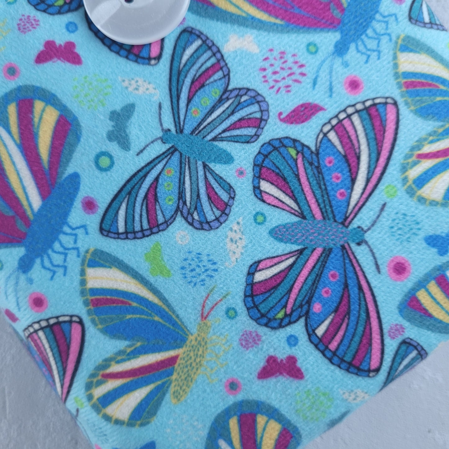 Pochette de livre en tissu papillon avec poche