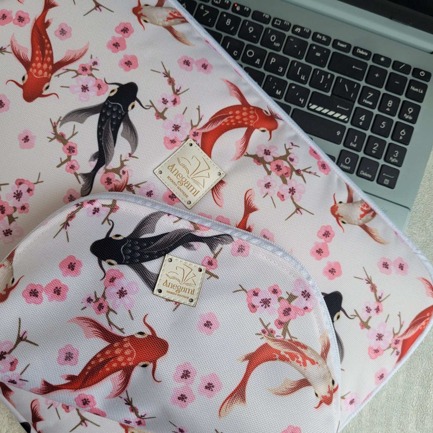 Set di custodia per laptop e accessori Astratti, caricabatterie e mouse