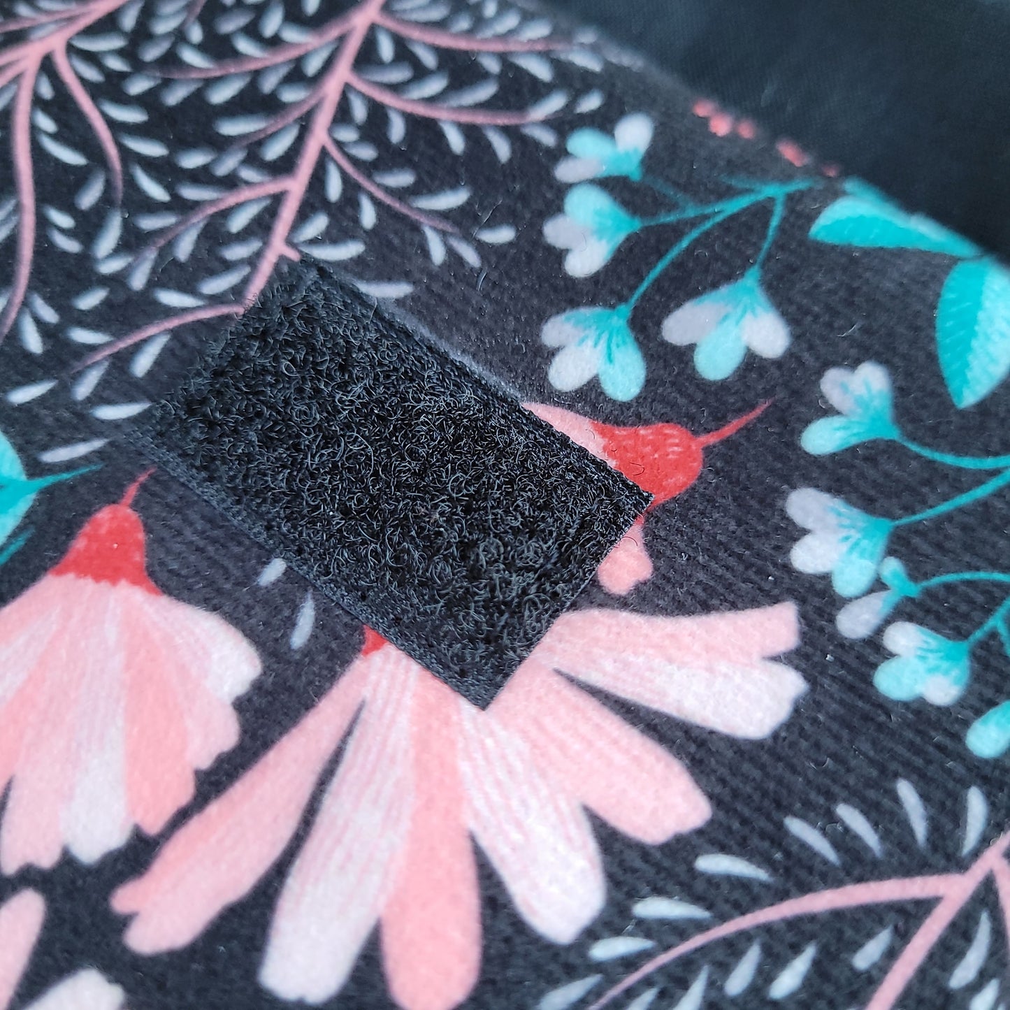 Housse Kindle Cute Flowers rembourrée avec mousse et doublure en coton