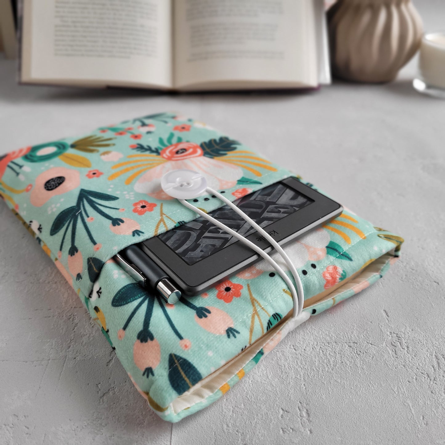 Summer Flower book sleeve with pocket