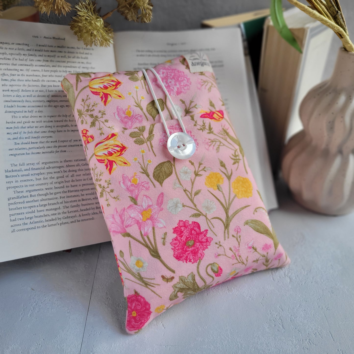 Flowers fabric book sleeve with pocket