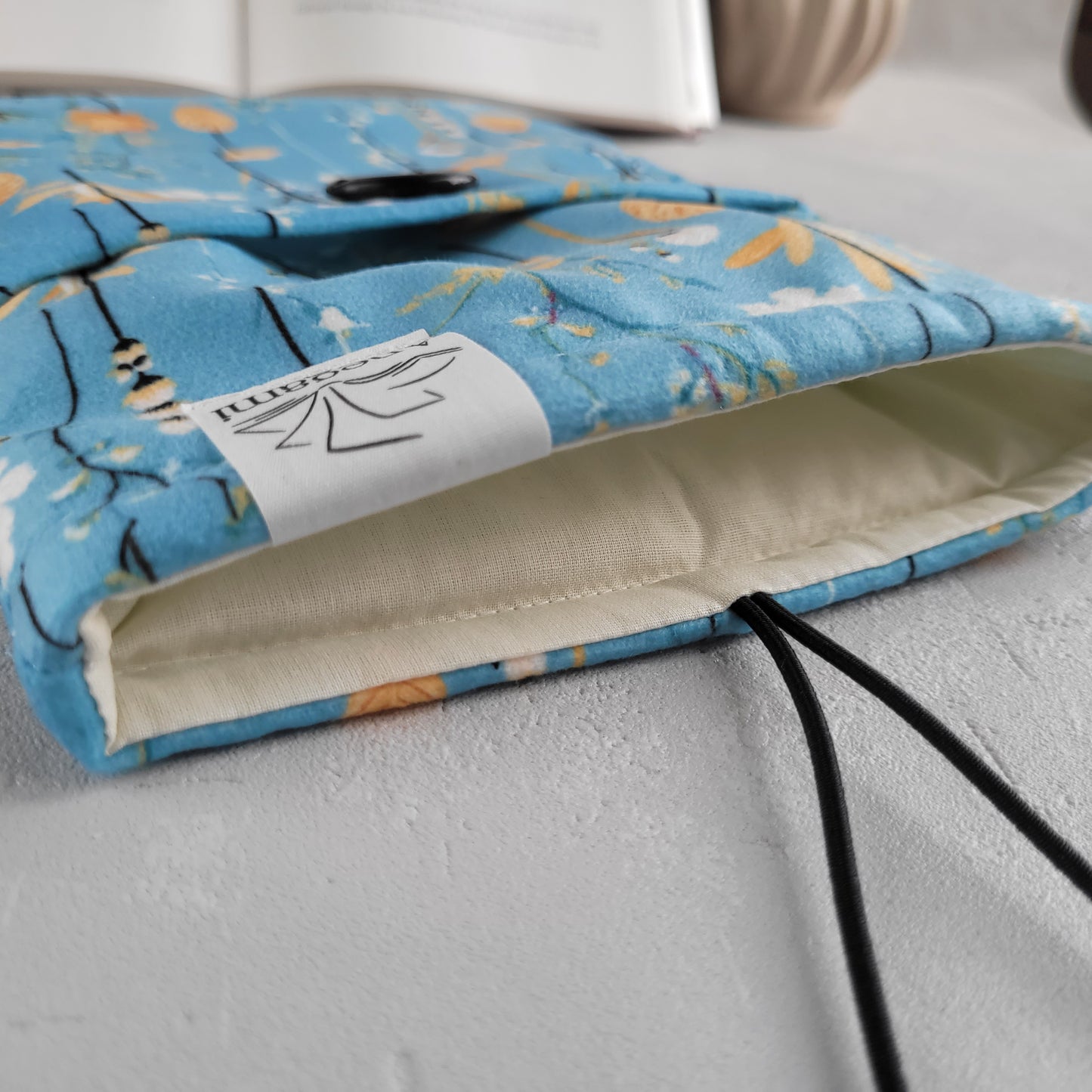 Wild flowers fabric book sleeve with pocket