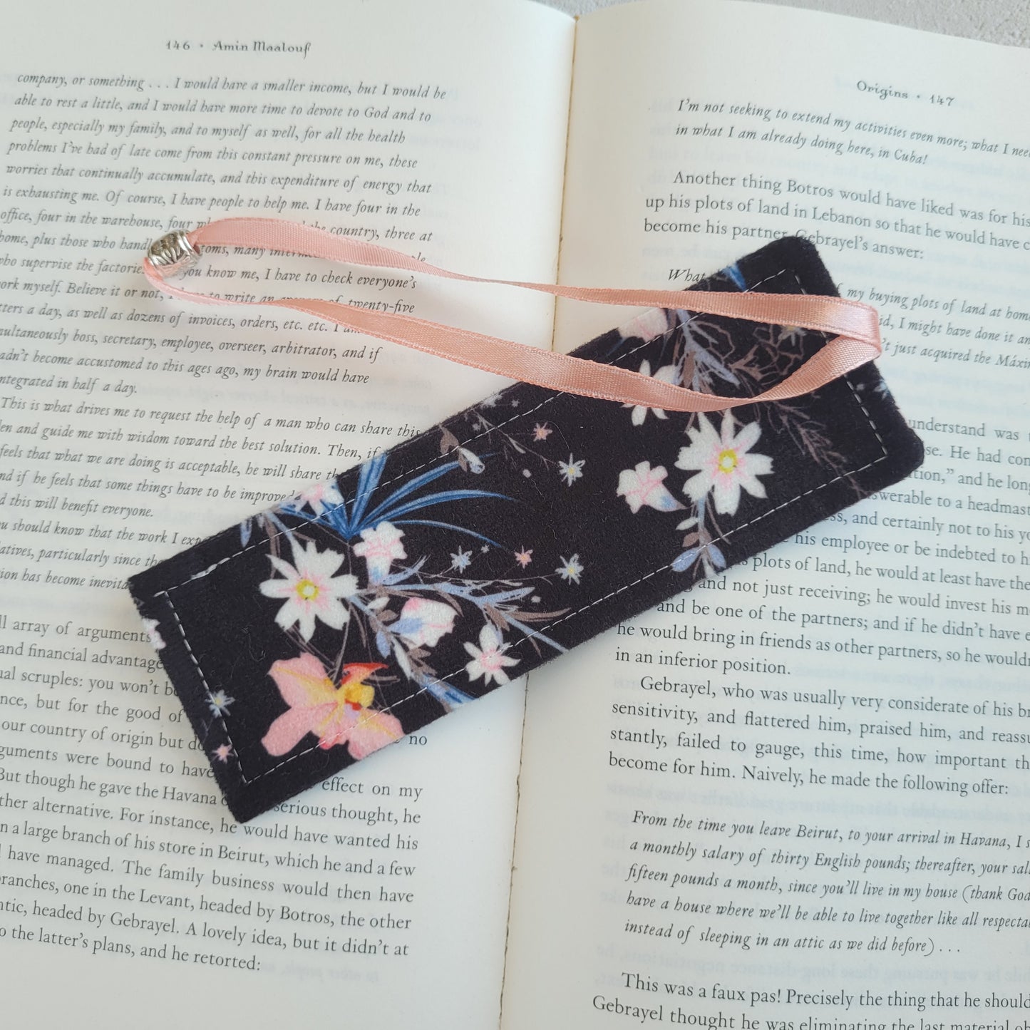 Black floral bookish gift set, Padded Book sleeve with pocket and fabric bookmark with tassel