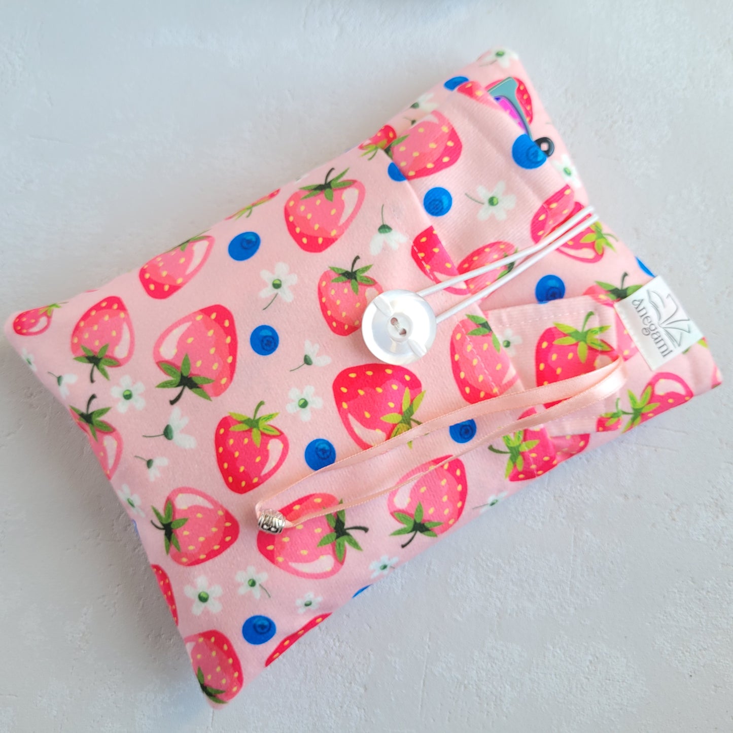 Strawberries bookish gift set, Padded Book sleeve with pocket and fabric bookmark with tassel