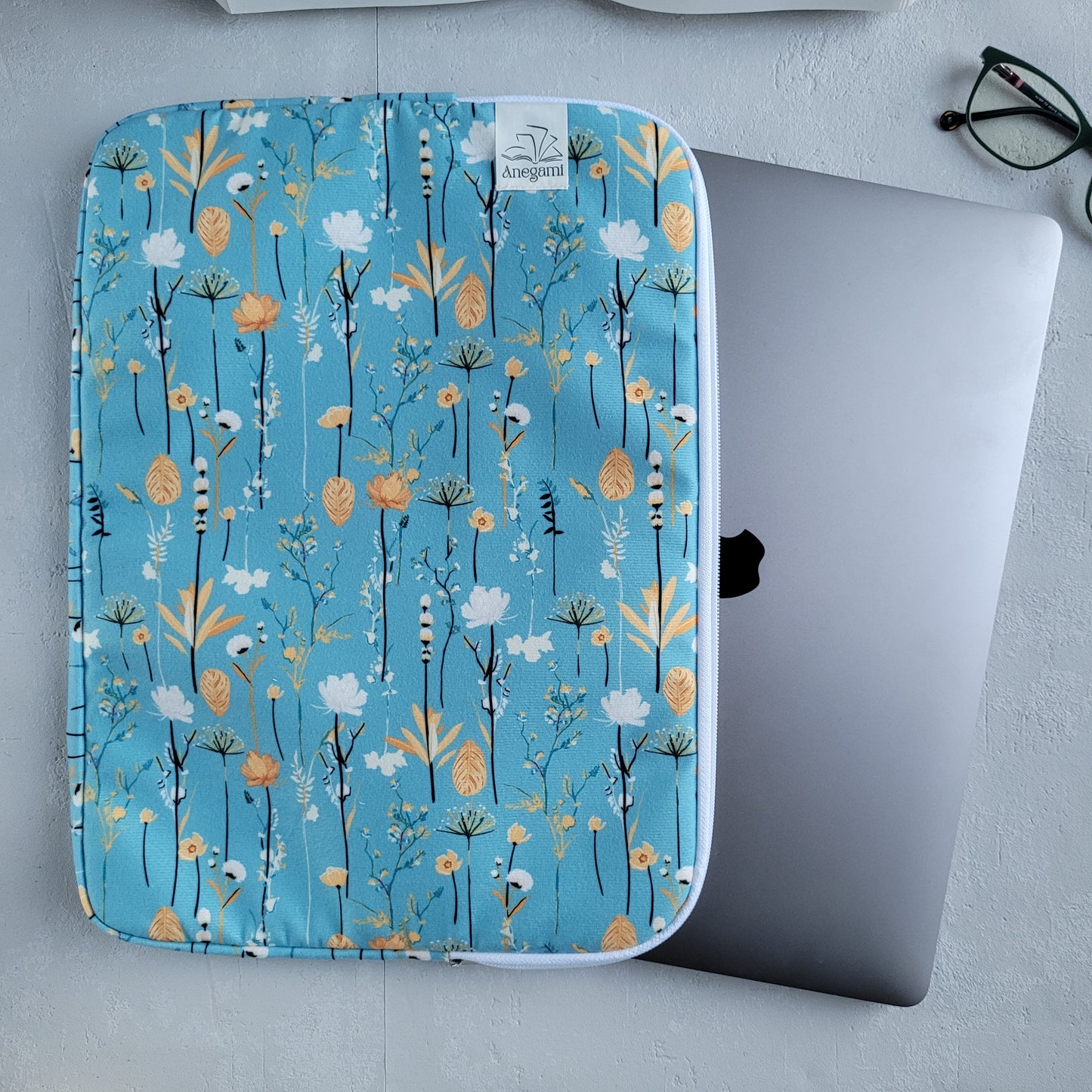 Wild Flowers Laptop case Up to 15.6 " Devices