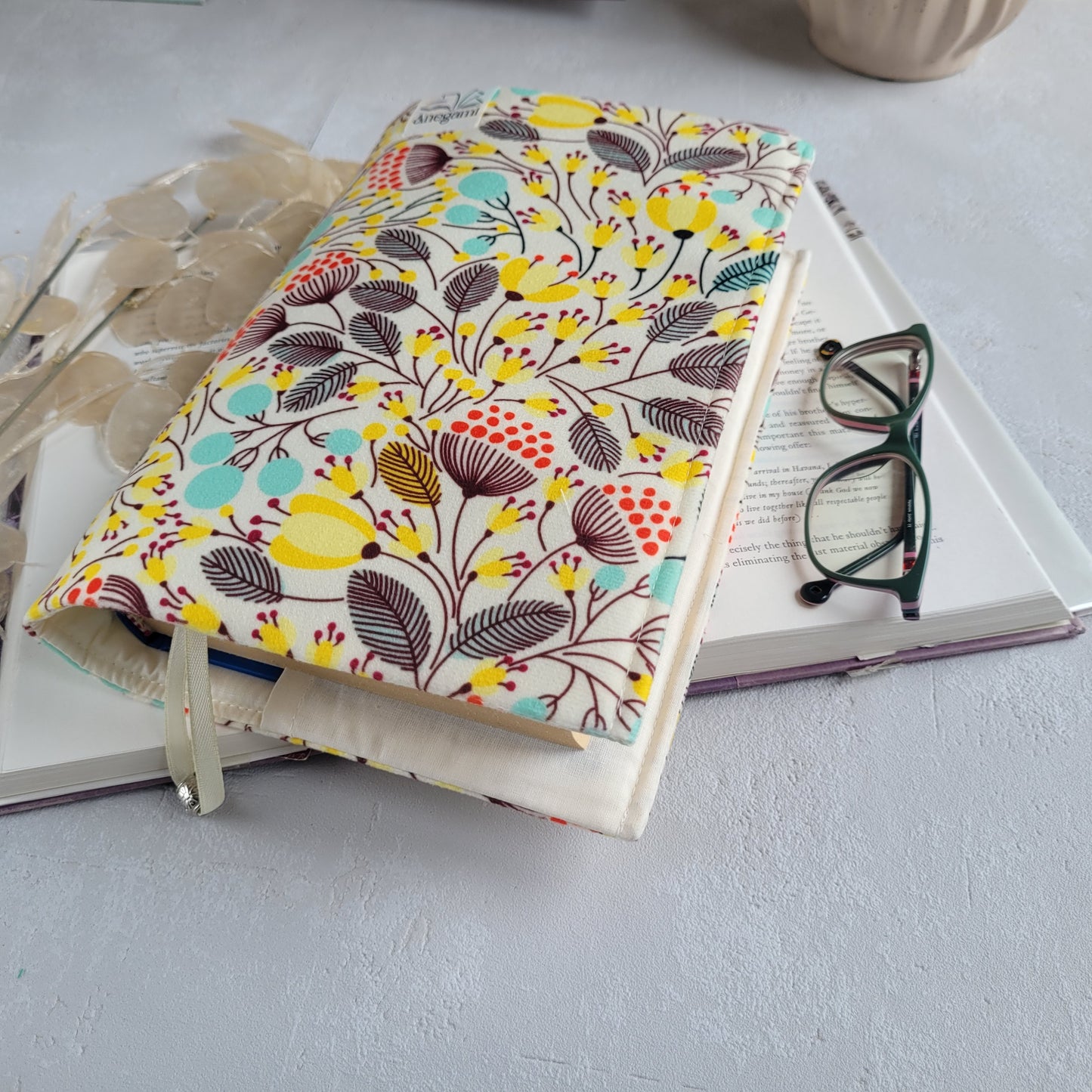 Couverture de livre en tissu Fleurs Jaunes