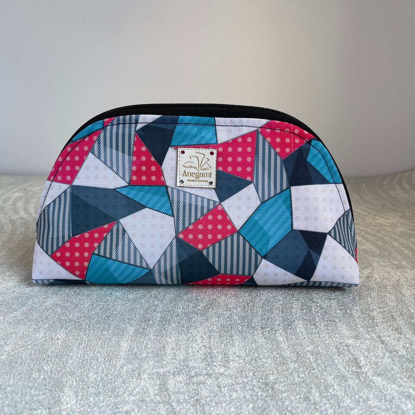 Abstract Compact Organizer Pouch for Charger and Mouse