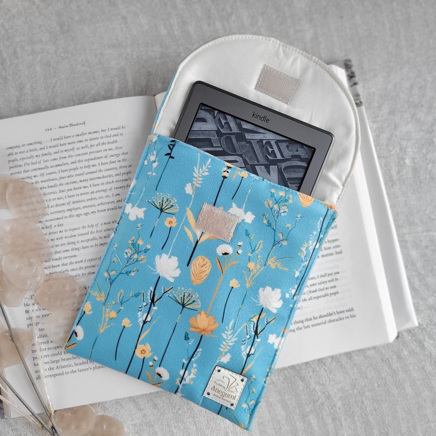Custodia per Kindle Wild Flowers imbottita con schiuma e fodera in cotone