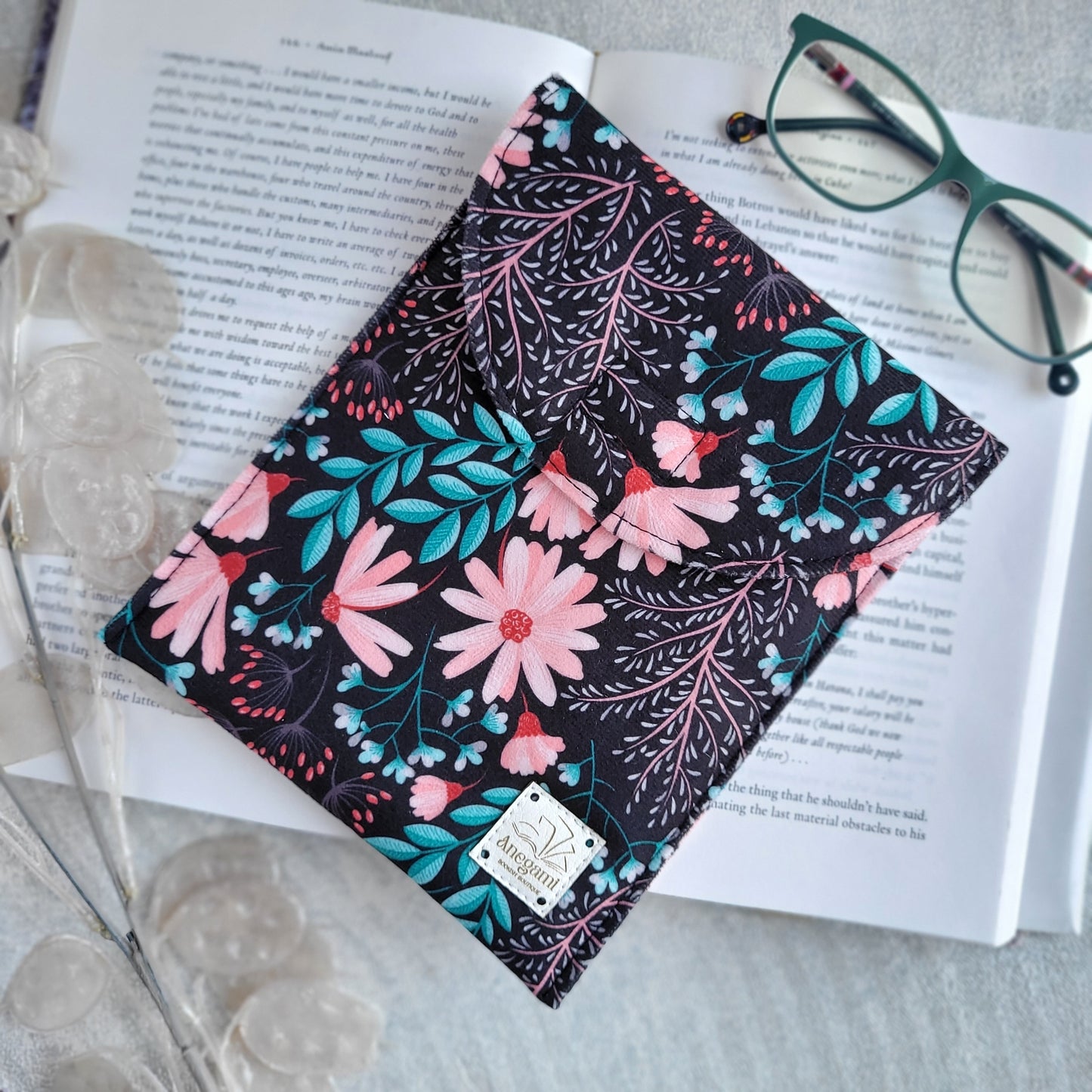 Custodia per Kindle con fiori carini, imbottita con schiuma e fodera in cotone