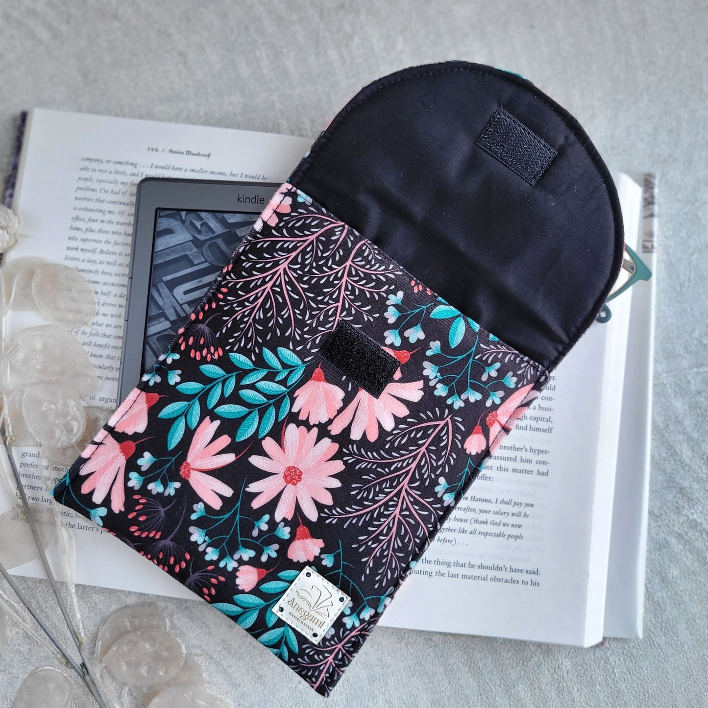 Custodia per Kindle con fiori carini, imbottita con schiuma e fodera in cotone