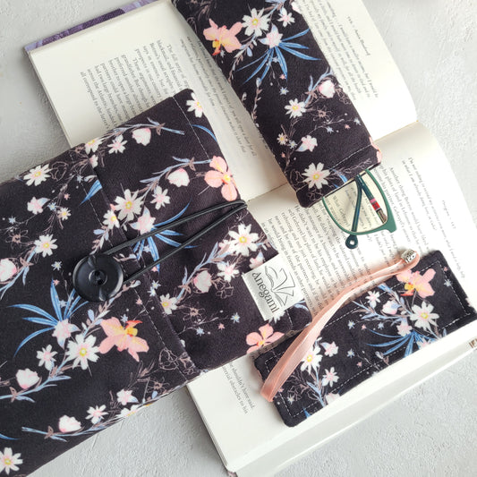 Black floral bookish gift set, Padded Book sleeve with pocket and fabric bookmark with tassel