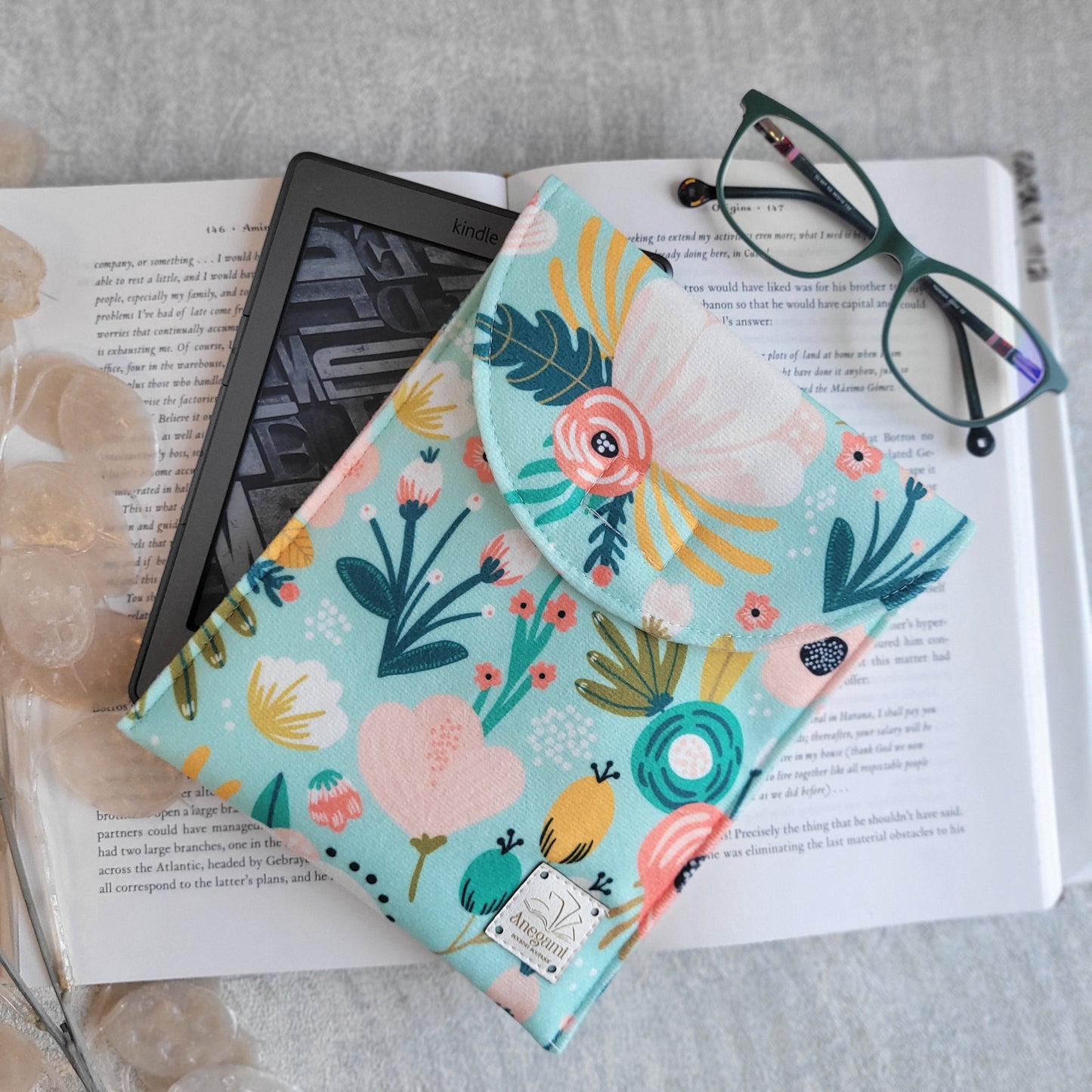 Custodia Kindle verde floreale imbottita con schiuma e fodera in cotone