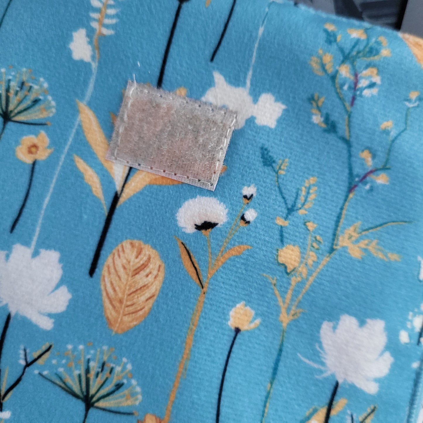 Custodia per Kindle Wild Flowers imbottita con schiuma e fodera in cotone
